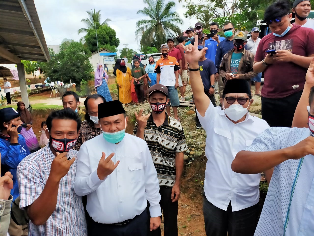 Massa Membludak, Infrastruktur dan Ekonomi Jadi Fokus Paslon AIR