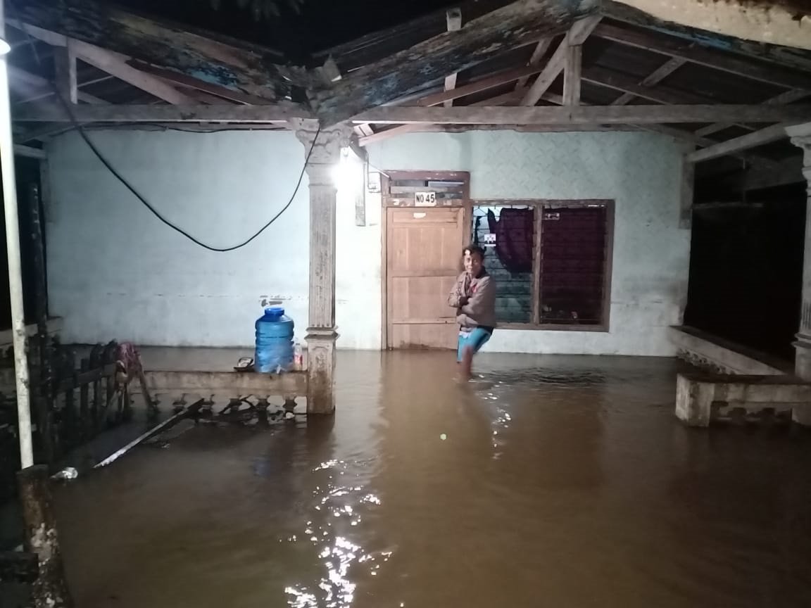 Puluhan Rumah Dikepung Banjir