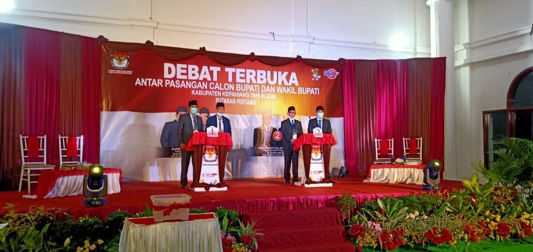 Debat Perdana, Paslon Sampaikan Janji Politik