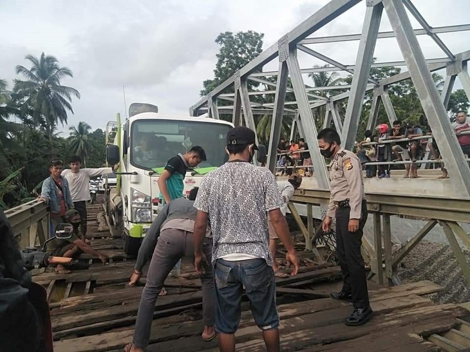 Jembatan TAP, Baru Bisa Difungsikan Akhir Tahun