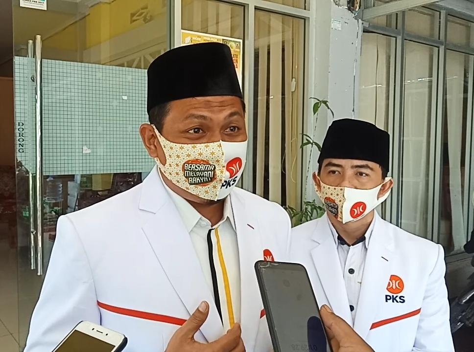 Anggota Legislatif Dari PKS Sisihkan Gaji