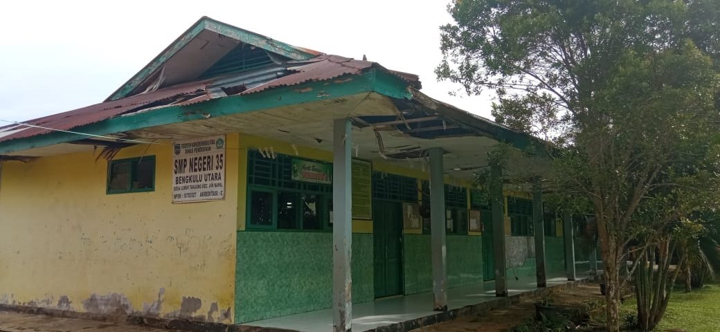 Tak Tersentuh Pembangunan, SMPN 35 BU Memprihatinkan