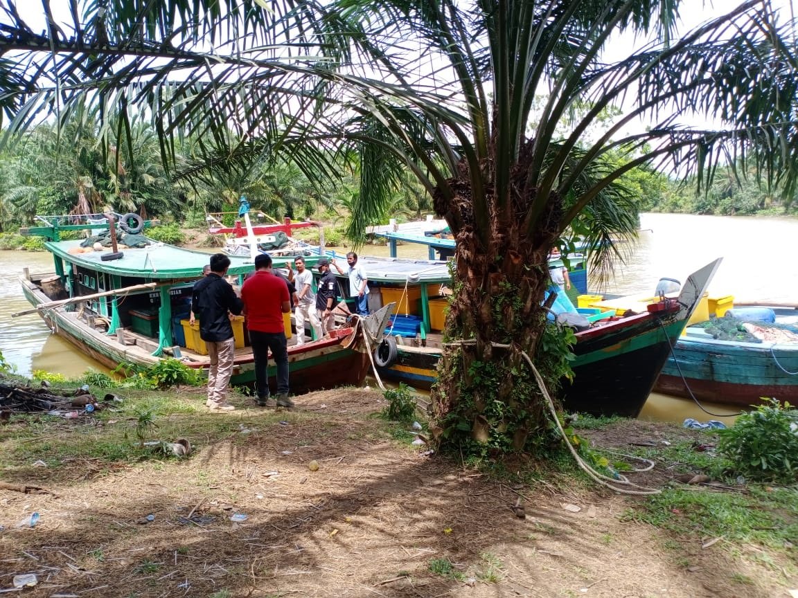 Polda Bengkulu Ambil Kapal Trawl