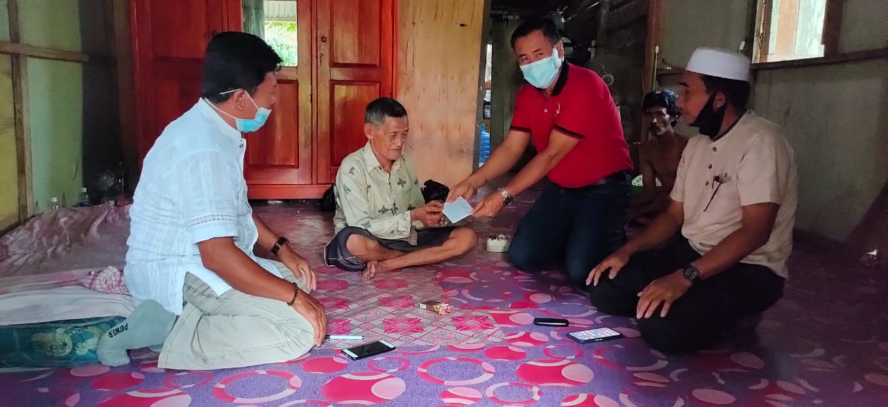 Bantu Penderita Tumor, Pejabat Patungan