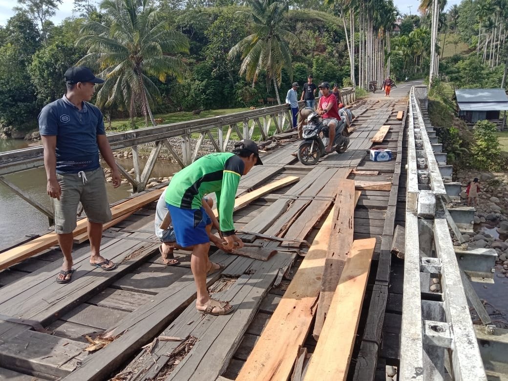 Warga Desak Pembangunan Jembatan