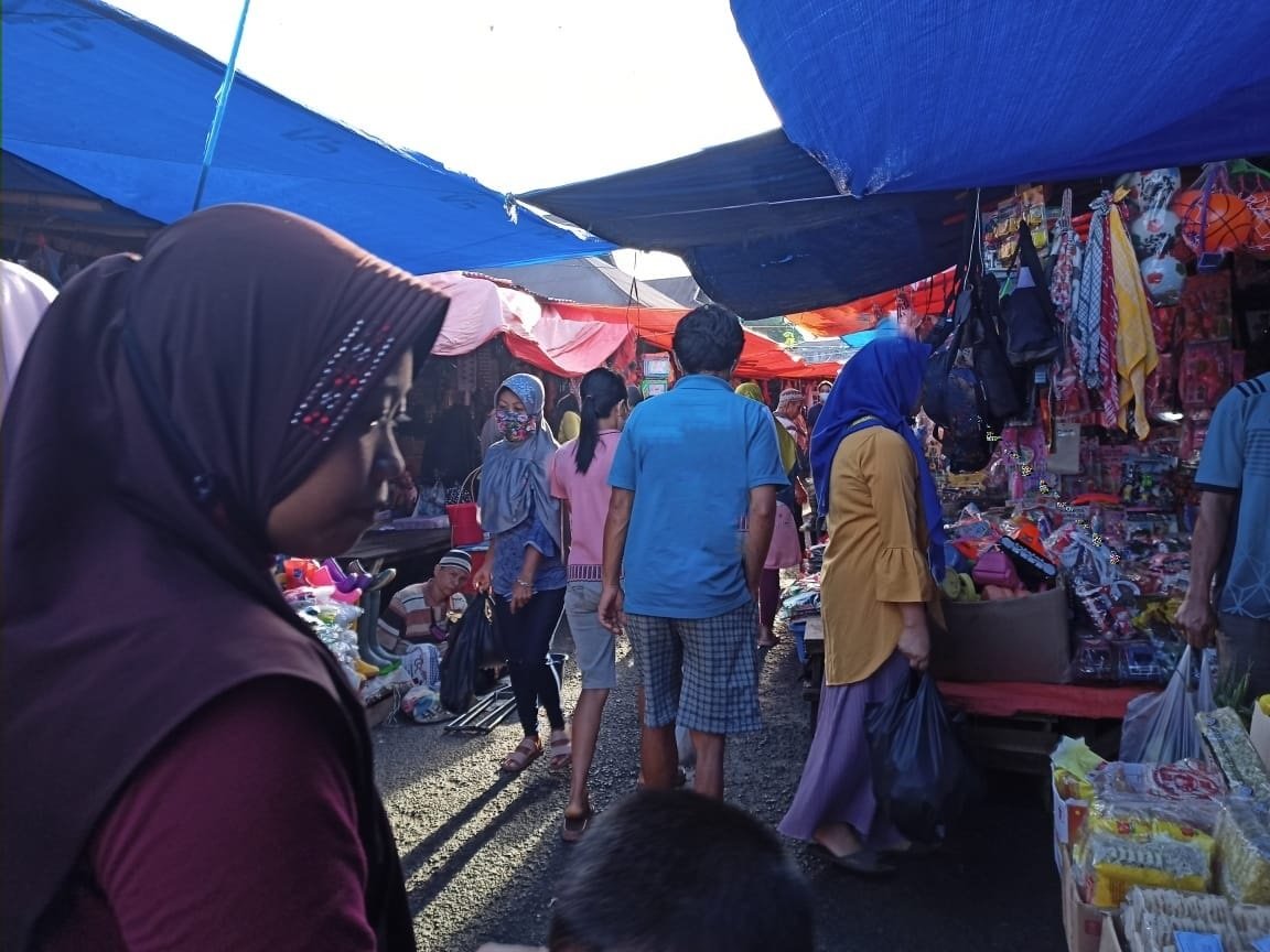 Tertibkan Lapak Pedagang Pasar Purwodadi