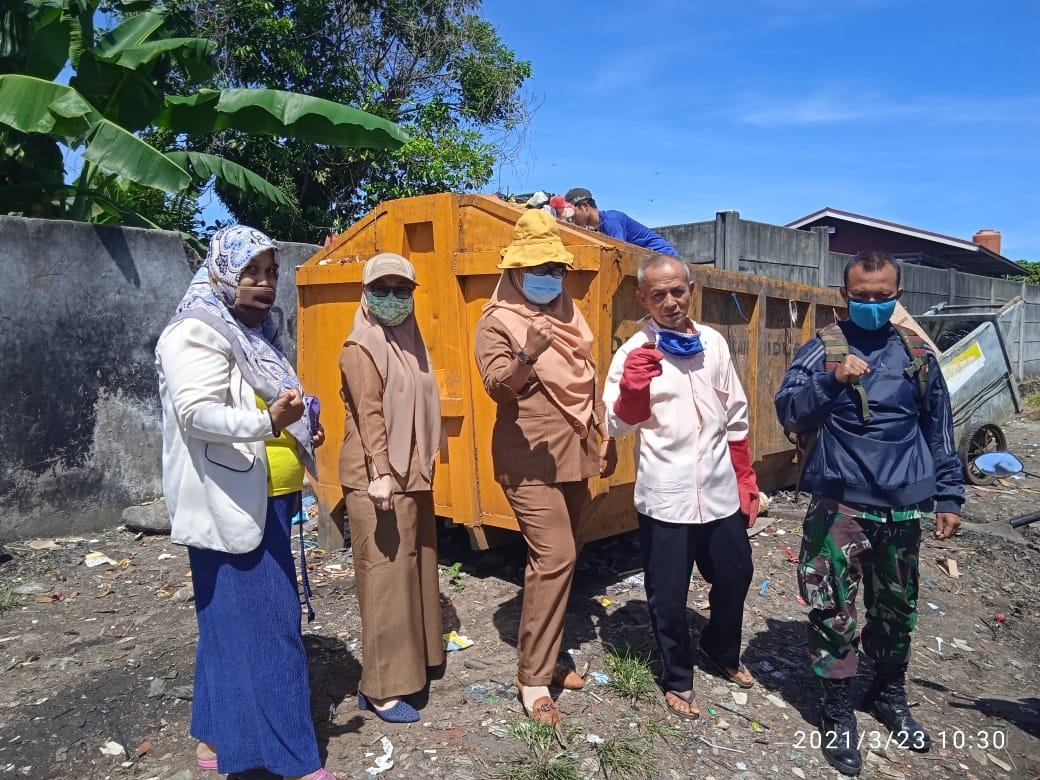 Merdeka Sampah, Kelurahan Jalan Gedang Sidak Kontainer