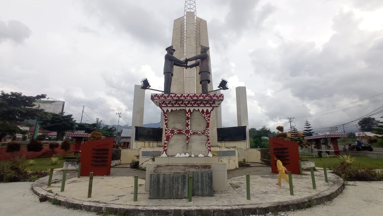 Prasasti Tugu Presidium Lebong Hilang