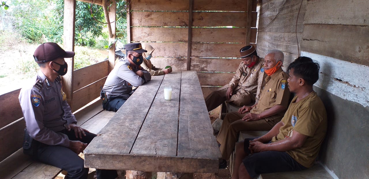 Ramadhan, Polisi Tertibkan Penjualan Tuak