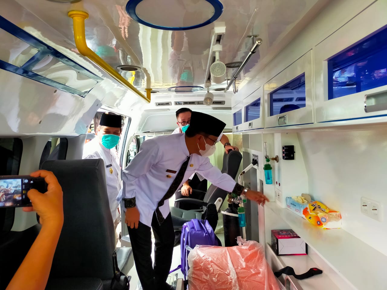 Pakai Ambulans, Pasien Rujukan Tak Dipungut Biaya