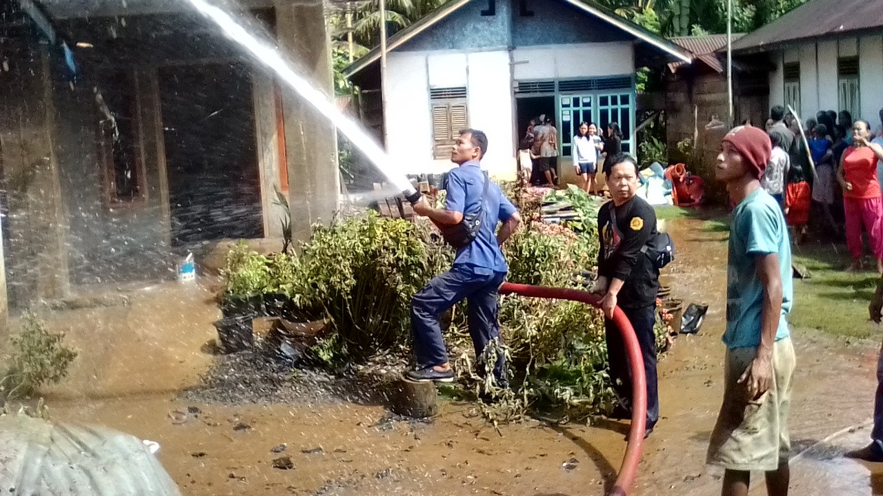 Dipicu Rokok, Warung Warga Pematang Sapang Ludes