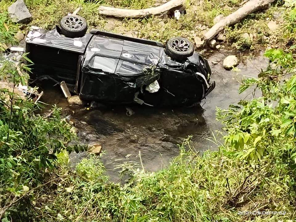 Toyota Hilux Terjun ke Jurang, Korban Patah Pinggang