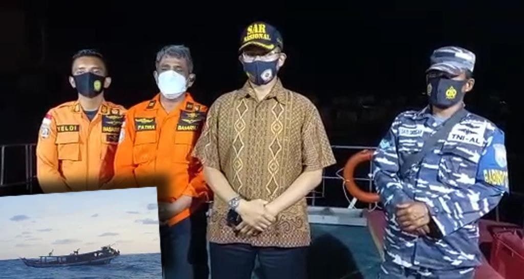 Video; 5 ABK Kapal Karam di Lais Selamat, Kapal dan Korban di Evakuasi ke Pulau Baai