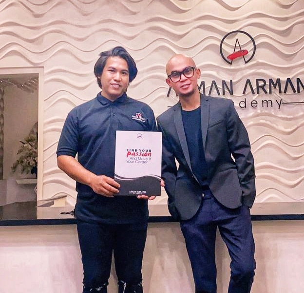 Go Nasional, Tata Rias “Kampung” dapat Beasiswa AA Academy