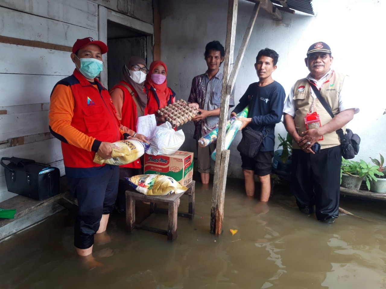 Balai Dharma Guna Bengkulu Salurkan Bantuan untuk Korban Banjir