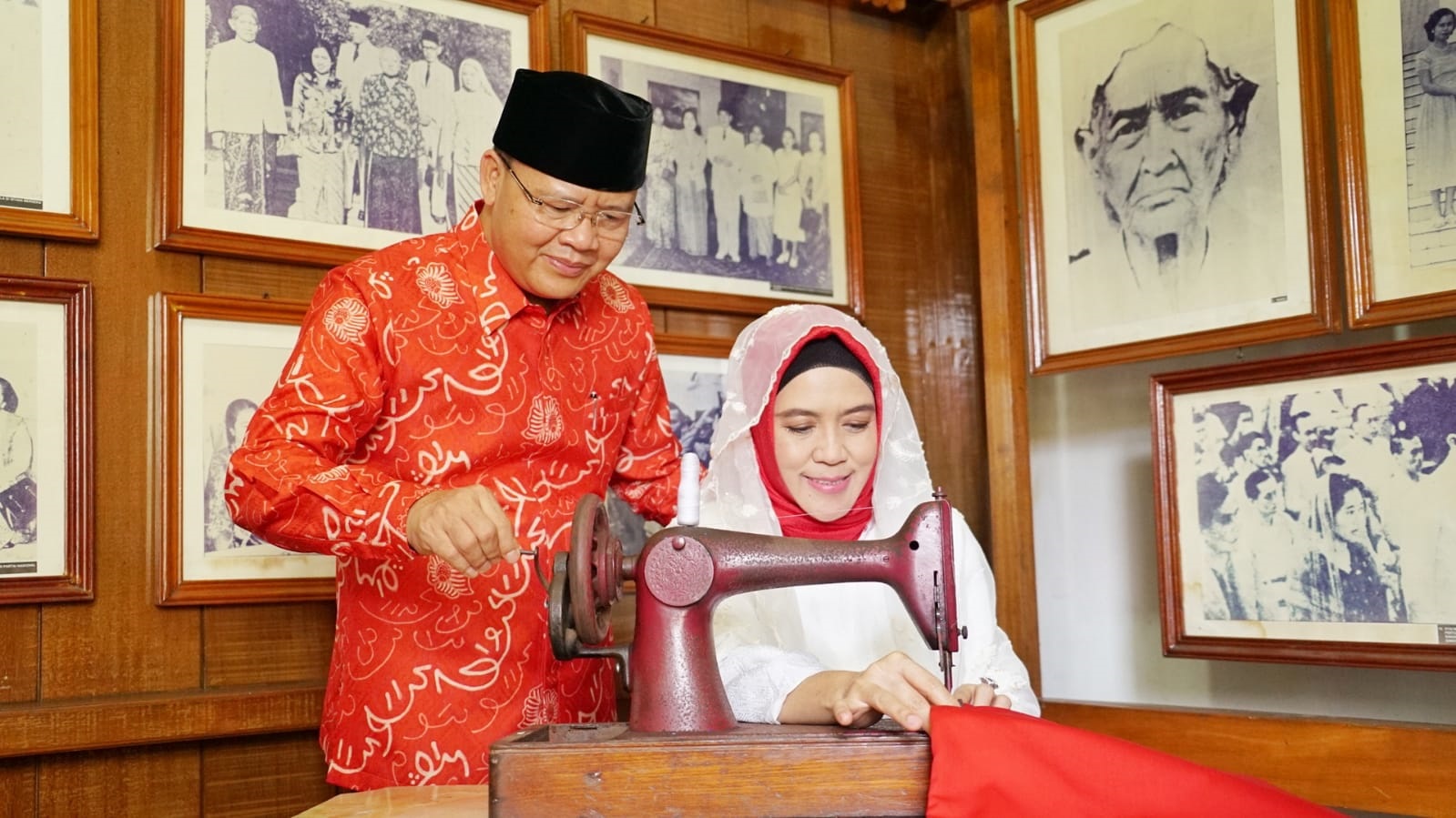 Napak Tilas Sejarah, Ketua TP PKK Jahit Bendera Merah Putih