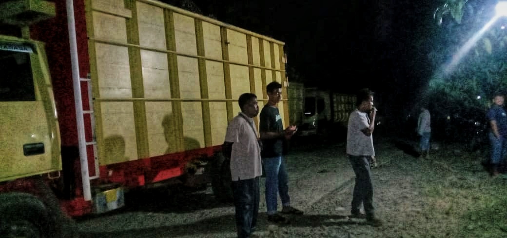 Protes Sopir Truk Giri Mulya, Jalan ke Pabrik PT SIL Diportal