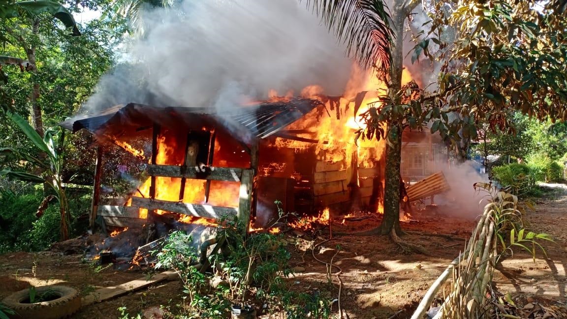 Rumah KPM PKH Air Sebayur Jadi Abu