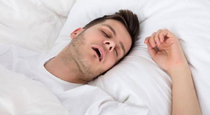 Apa Iya Ngorok Saat Tidur Menandakan Badan Kelelahan?