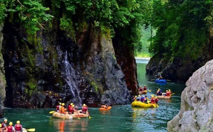 Arung Jeram Dayang Reginang, Wisata Adrenalin di Lebong yang Wajib di Coba