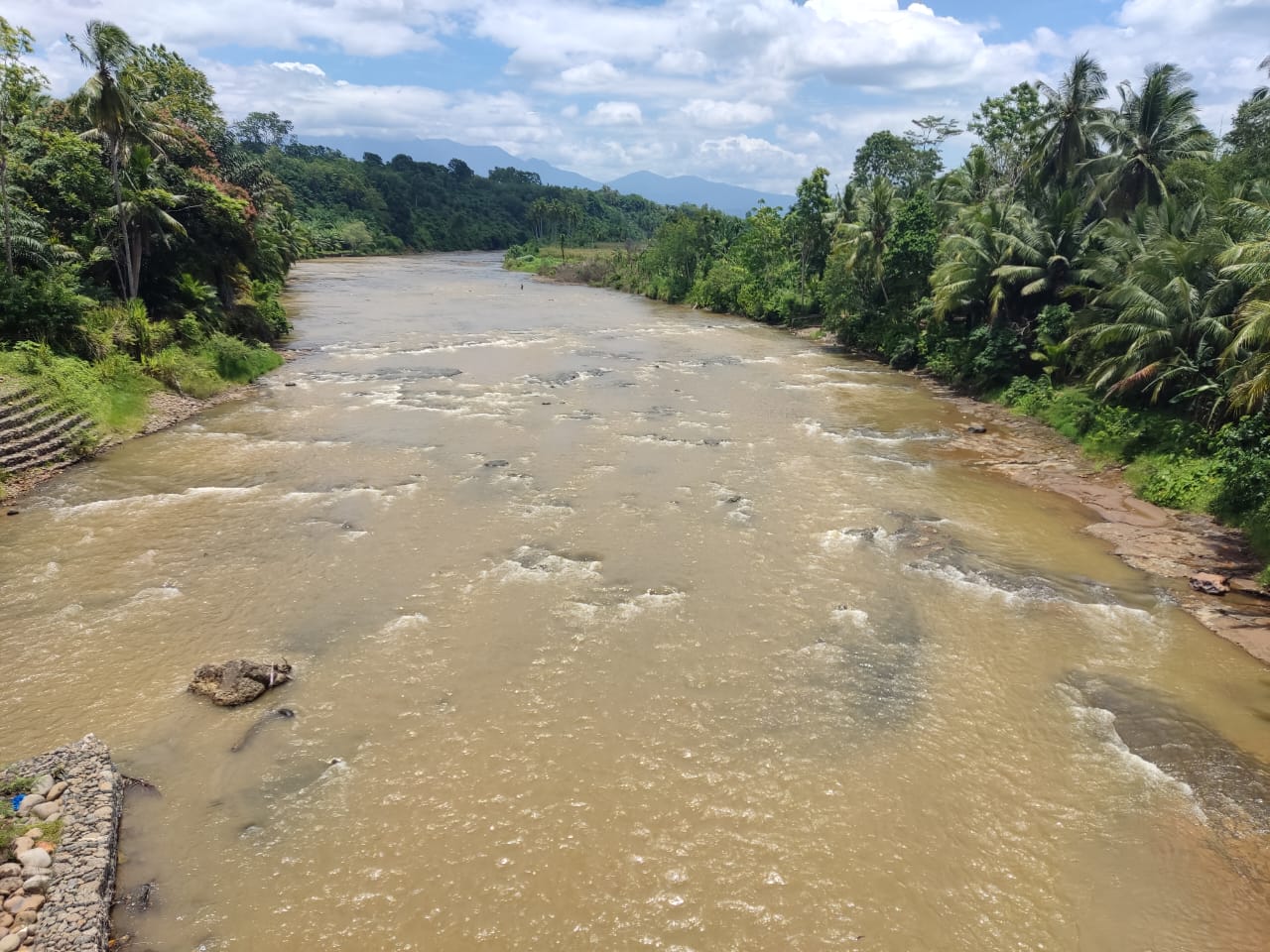 Sungai TAP Berpotensi Untuk Wisata Arum Jeram