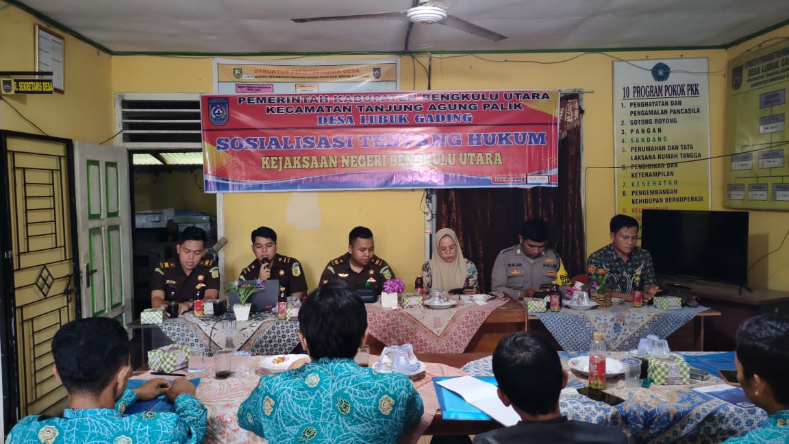 Bekerjasama dengan Kejari Bengkulu Utara, Pemdes Lubuk Gading Gelar Sosialisasi Hukum