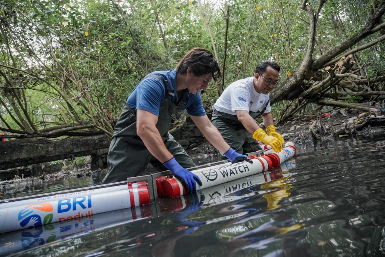 Peringati Hari Sungai Nasional, BRI Jaga Ekosistem Lewat Bersih-Bersih Sungai dan Kesadaran Pengelolaan Sampah