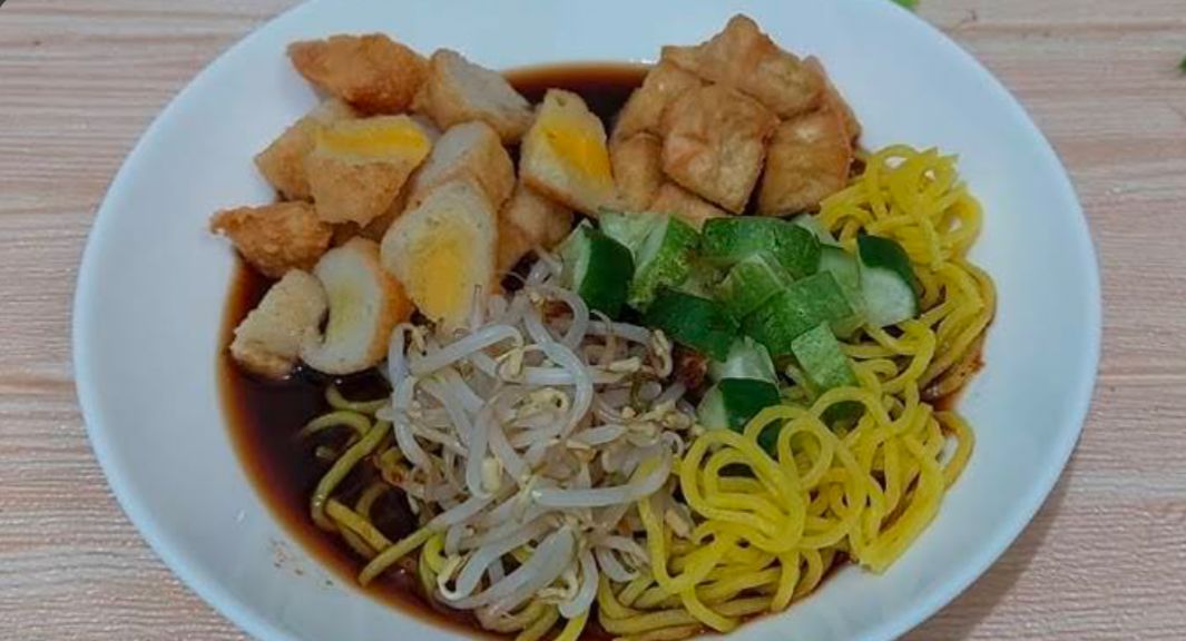 Resep Rujak Mie, Sajian yang Pedas dan Segar