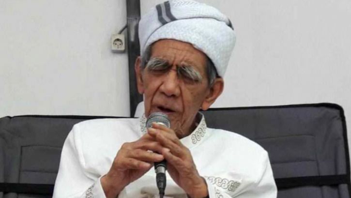 Mbah Moen: Daripada Melamun, Mending Baca Wirid Pendek Ini Agar Rumah Selalu Berlimpah Rezeki