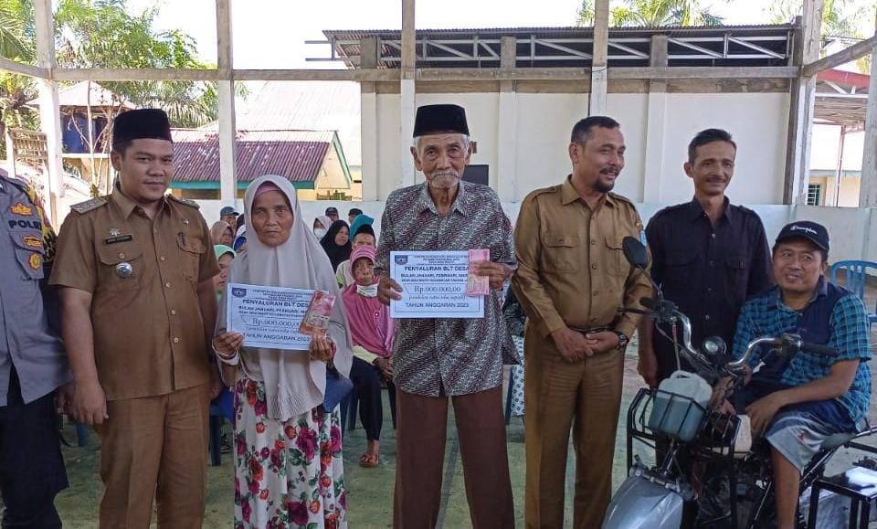 Tidak Hanya BLT, Kades Sido Mukti juga Sejahterakan Petani Melalui Dana Desa