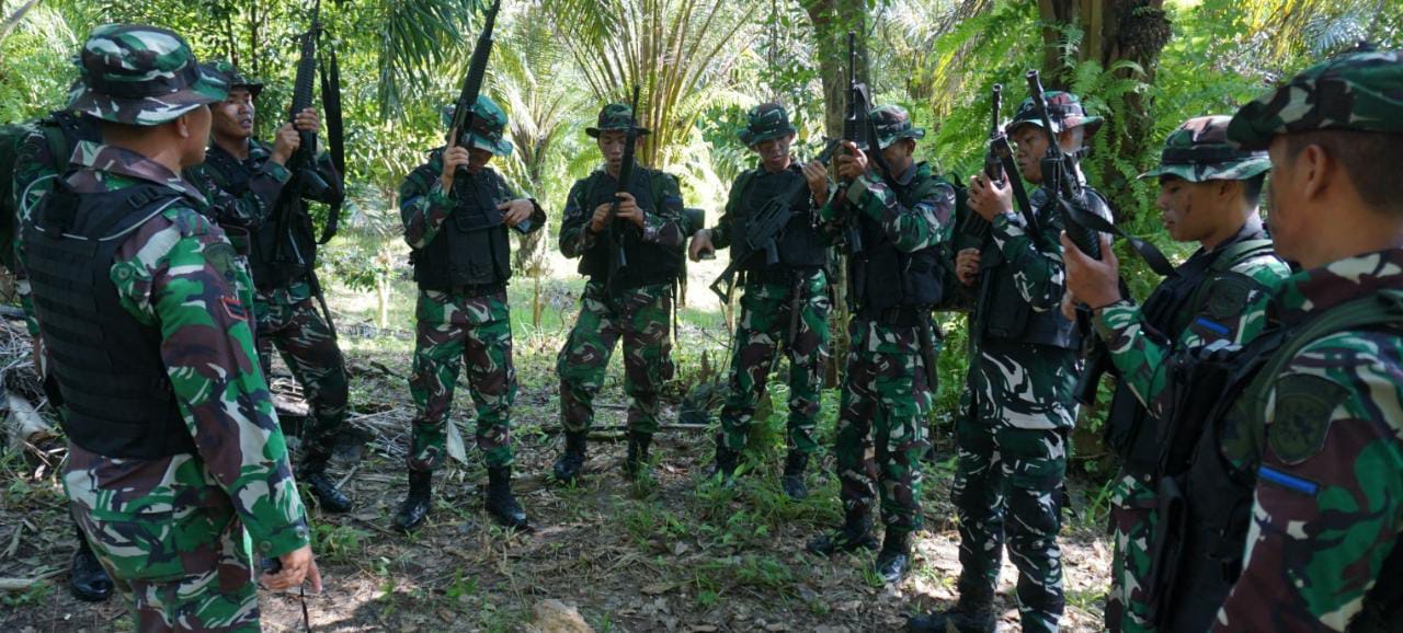 Prajurit Lanal Bengkulu Latihan Patroli Pengamanan 