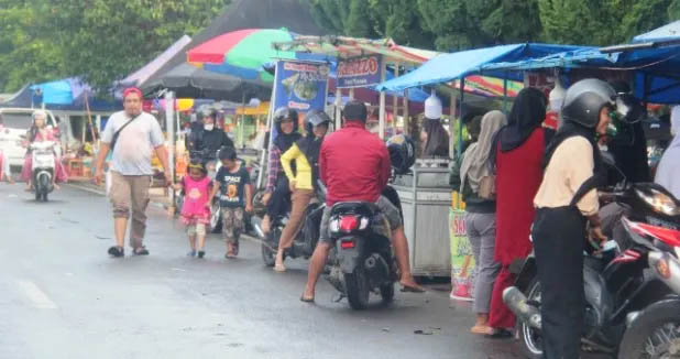 Kadis Pariwisata BU Bantah Pungli Pedagang Alun Alun