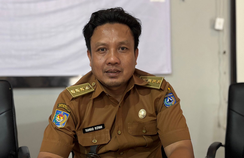 Belum Rampung, Camat Dorong Percepatan Administrasi Desa Melalui Monev