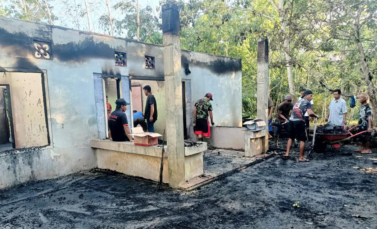 Listrik Byar-pet Diduga Jadi Pemicu Kebakaran, Desa Galang Donasi untuk Korban