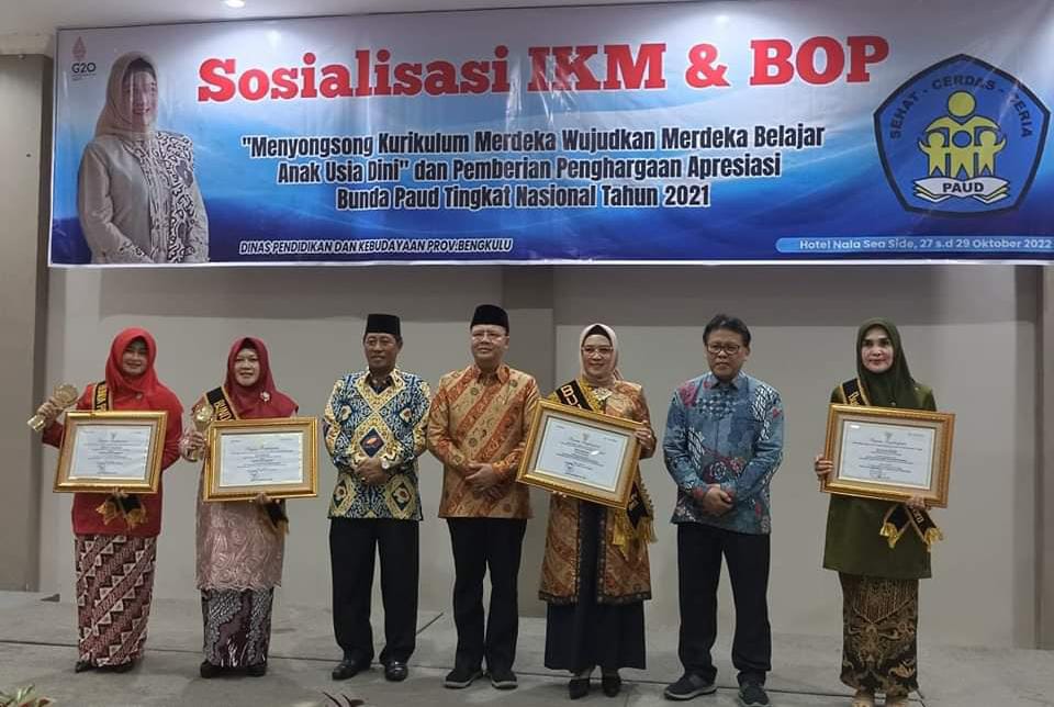 Membanggakan, Bengkulu Utara Raih Tiga Penghargaan Bunda PAUD Tingkat Nasional