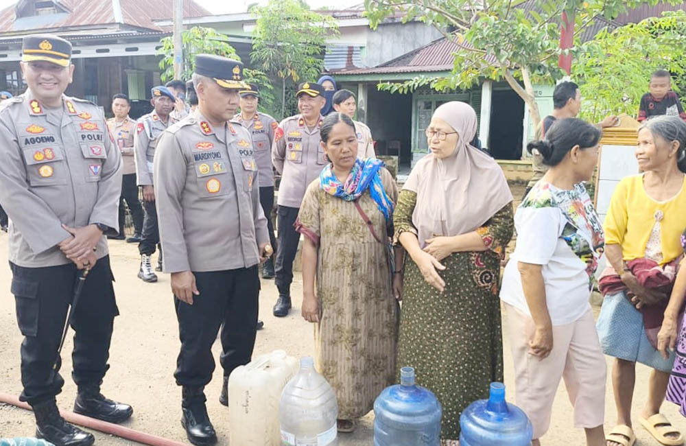 Krisis Air Bersih, Polda Bengkulu Turunkan Kendaraan Penjernih