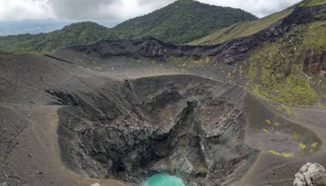 Pengen Daki Saat Libur Waisak Nanti? Ini 4 Rekomendasi Gunung Terindah di Bengkulu 