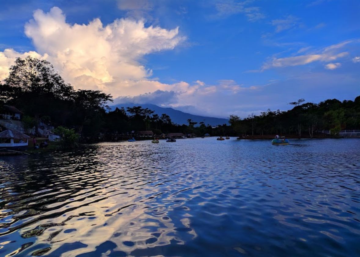 Danau Picung, Jadi Destinasi Pilihan Keluarga untuk Menikmati Libur Sekolah