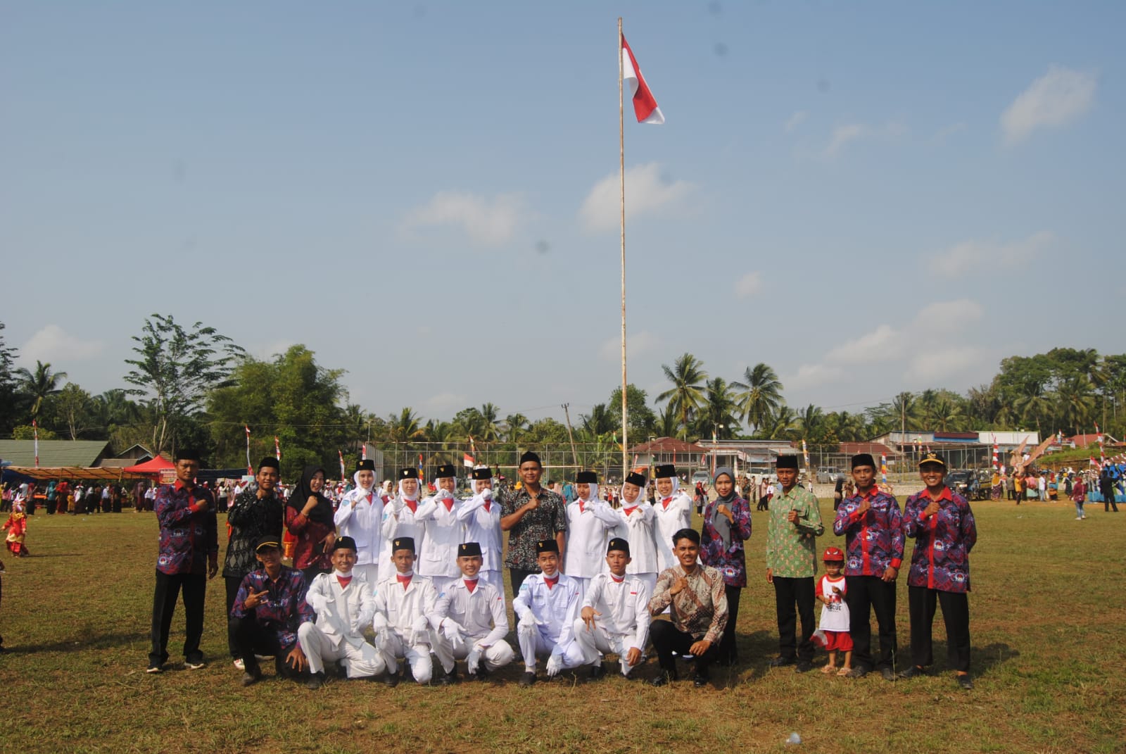 Wujudkan Cinta Tanah Air, Karang Taruna Tunas Berlian Gelar Upacara Bendera HUT RI ke-78