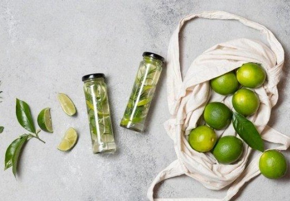 Siapa yang Mengira Jika Buah Apel dan Jeruk Nipis Digabung, Bisa Jadi Minuman Segar yang Menyehatkan