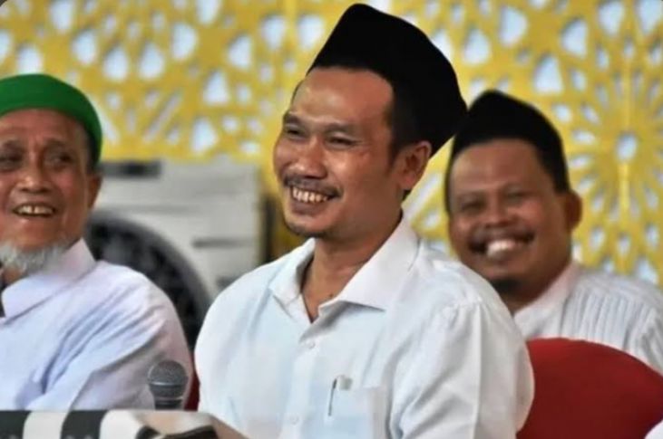 Gus Baha: Pintu Rezeki Bumi dan Langit Terbuka Lebar, Baca Surah ini 41 Kali Agar Rezeki Mengalir Deras