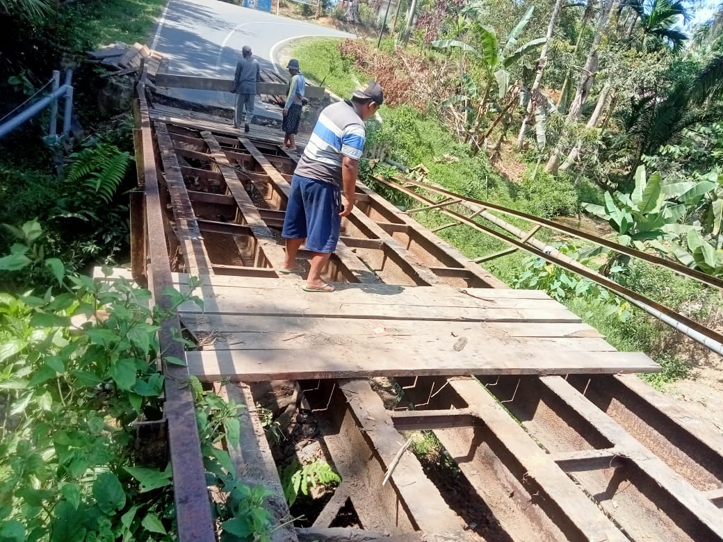 Jembatan Kayu di Air Muring Bakal Diganti Besi Plat