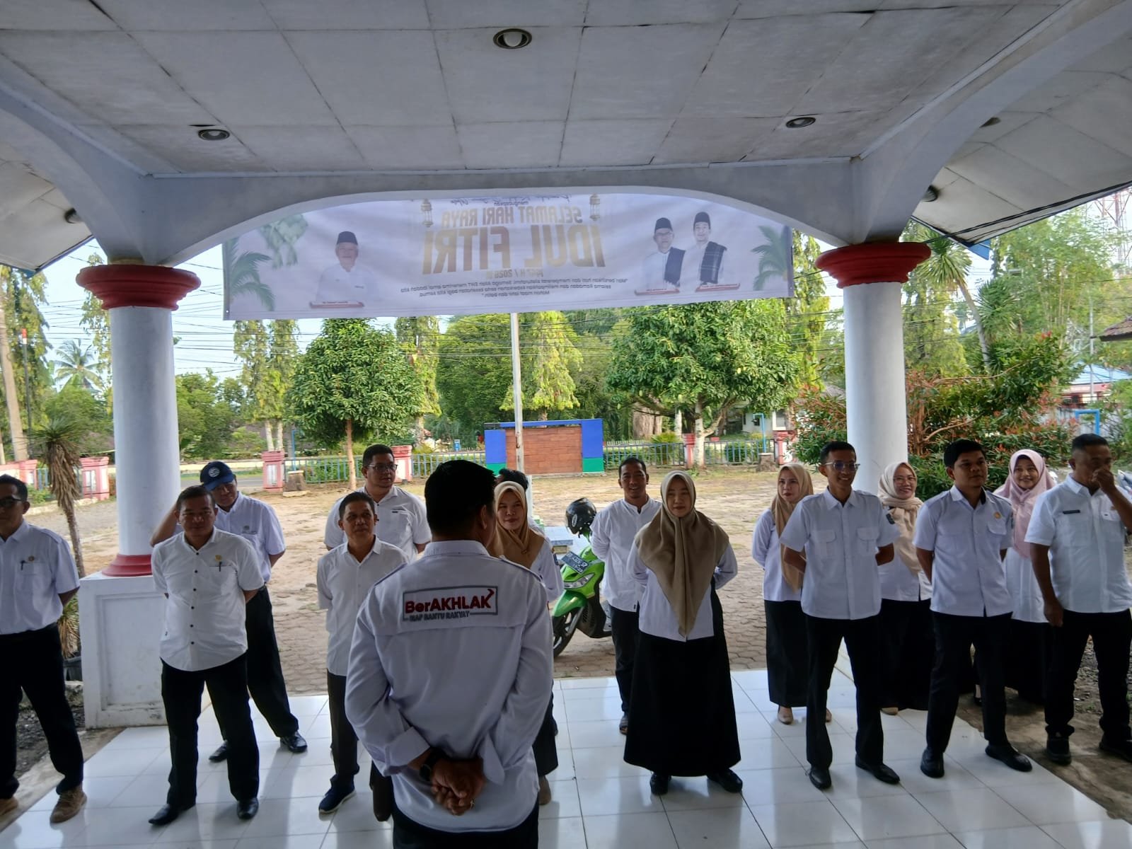 Senin, Camat Minta ASN dan Aparatur Desa Kembali Full Ngantor