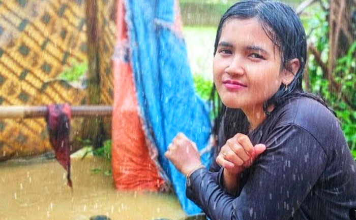 Janda Cantik yang Tinggal di Sukabumi, Penampilannya Bikin Adem!