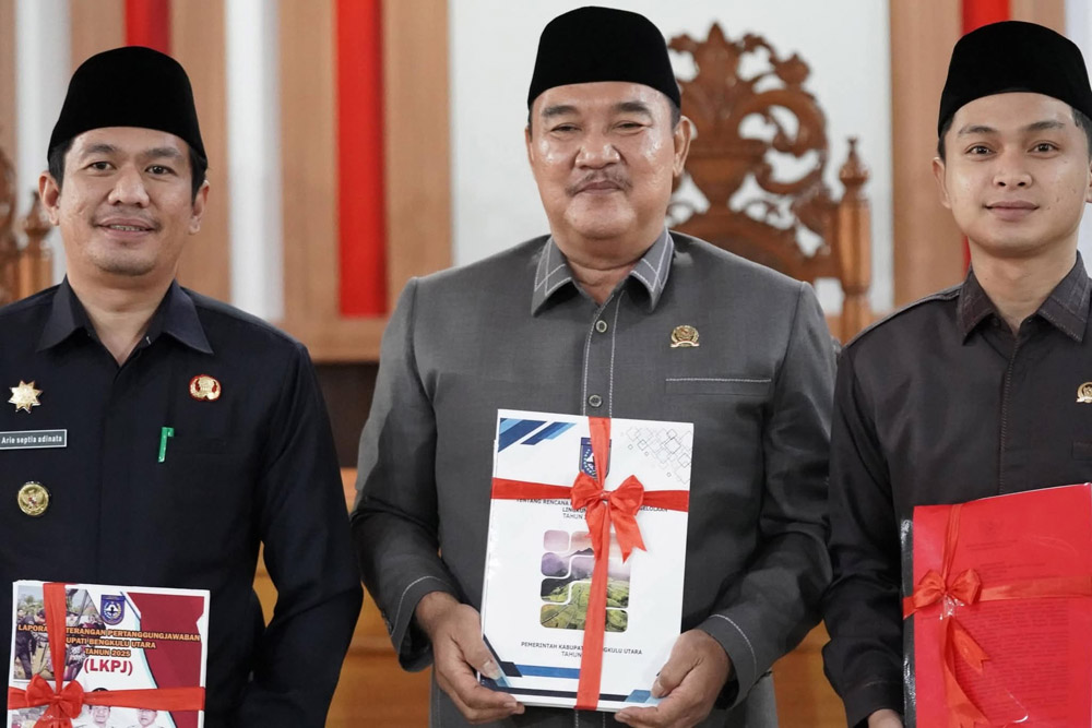 Terima Nota Pengantar 3 Raperda dan LKPJ 2025, Dewan BU Bakal Rampungkan Tepat Waktu