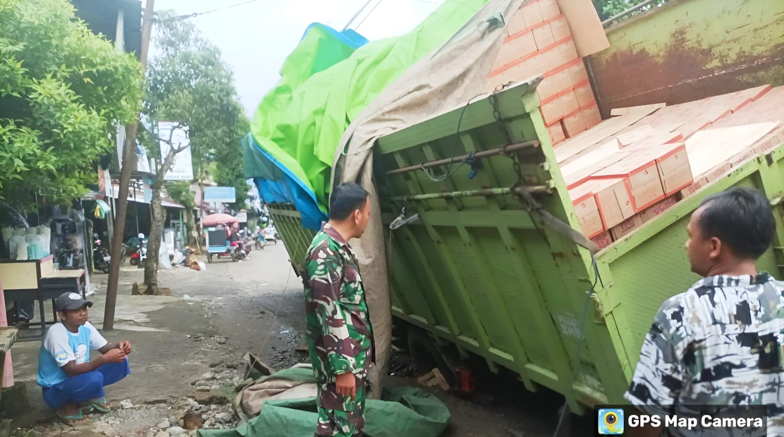 Soal Jalan Rusak di Pasar Purwodadi, Koramil Upayakan Ada Penimbunan Jalan