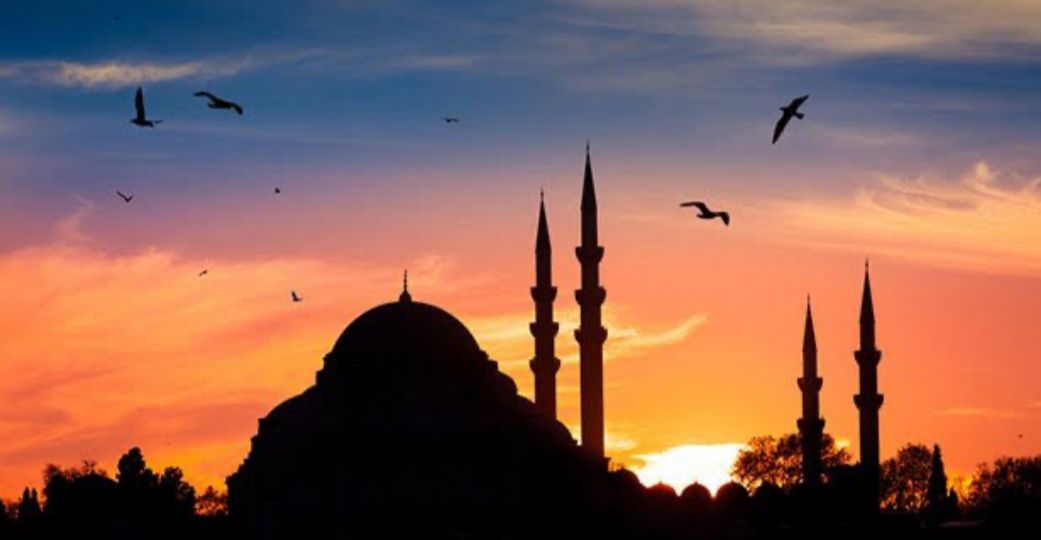 Umat Islam Berburu Pahala, Ini 7 Amalan yang Dianjurkan di Bulan Dzulhijjah