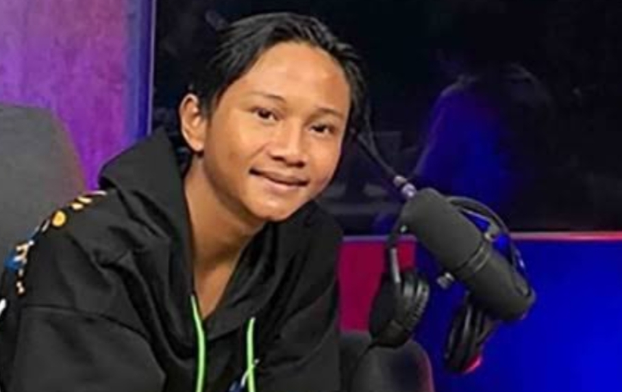 Fajar Sad Boy Cover Lagu ST 12 Saat Terakhir, Netizen : Suaranya Bagus Penghayatannya Dapat