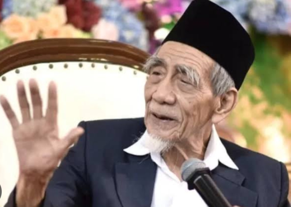 3 Amalan dari Mbah Moen Ini Terbukti Ampuh dan Qobul, Rezeki Lancar dan Hidup Tidak Akan Susah, Buktikan!