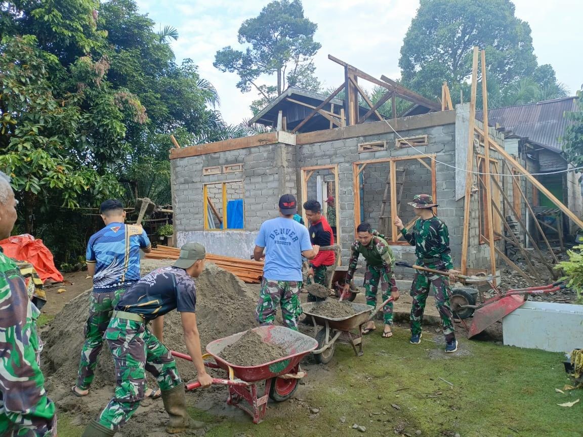 Berkah Ramadhan, Veteran Ini Dapat Bantuan Perbaikan RTLH dari TNI AD